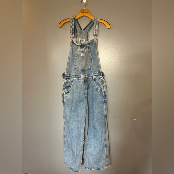 LEVI'S® Apron Straight Leg Overalls - Picture 2 of 10